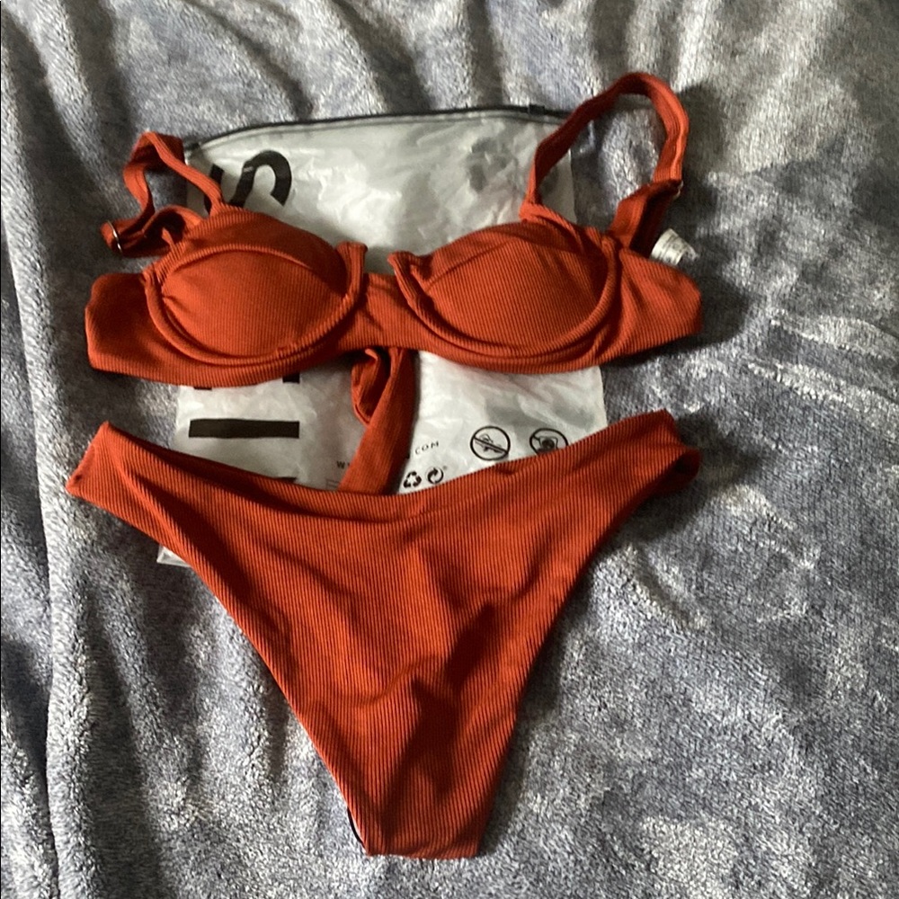 🍄SHEIN Rust Bikini Set